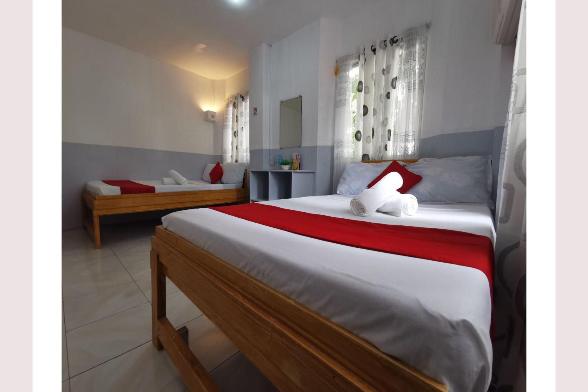 Oyo 449 Sunrise 888 Hotel Oslob Kültér fotó