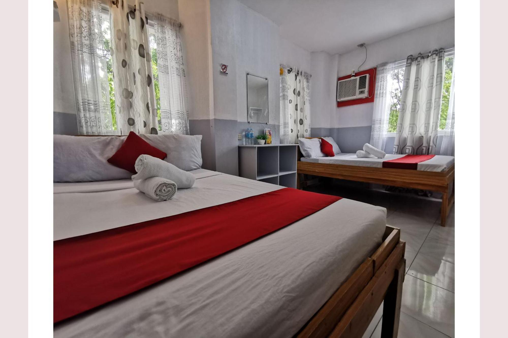 Oyo 449 Sunrise 888 Hotel Oslob Kültér fotó