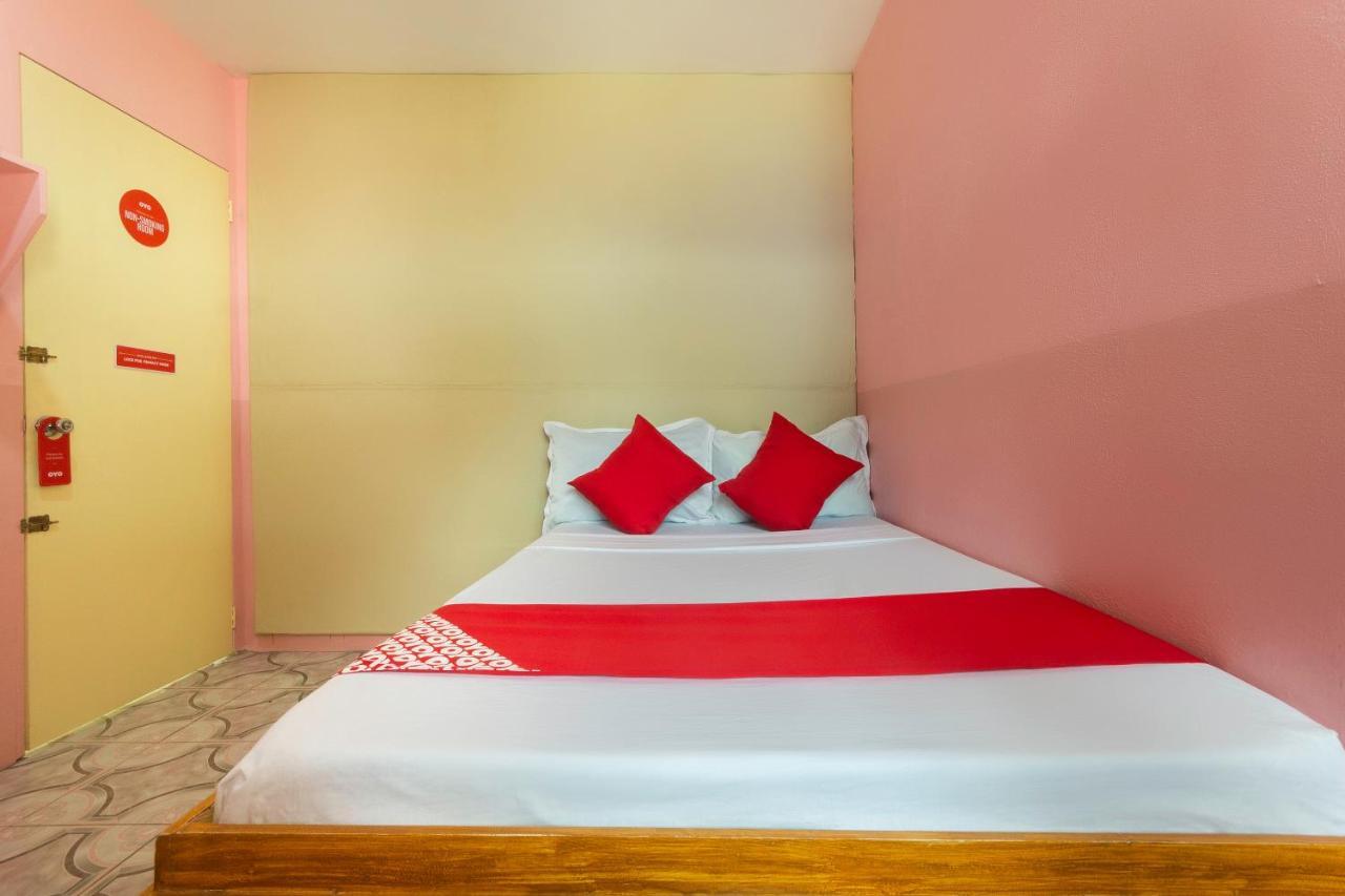 Oyo 449 Sunrise 888 Hotel Oslob Kültér fotó